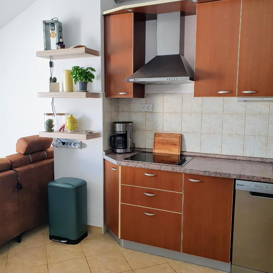Apartment Kate สลาทิเน ภายนอก รูปภาพ